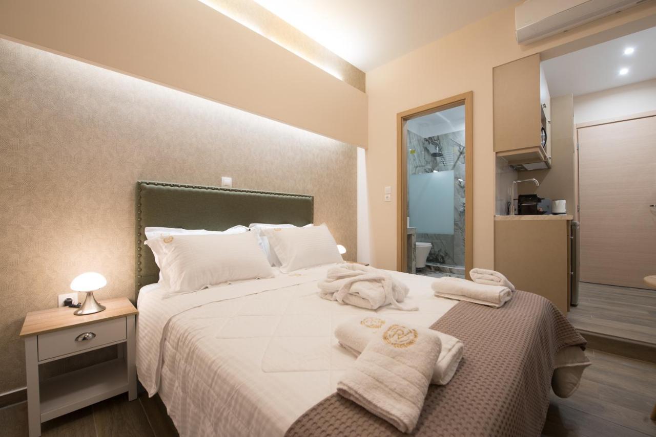 Rob Venture Suites At The Central Of Athens City Exterior foto