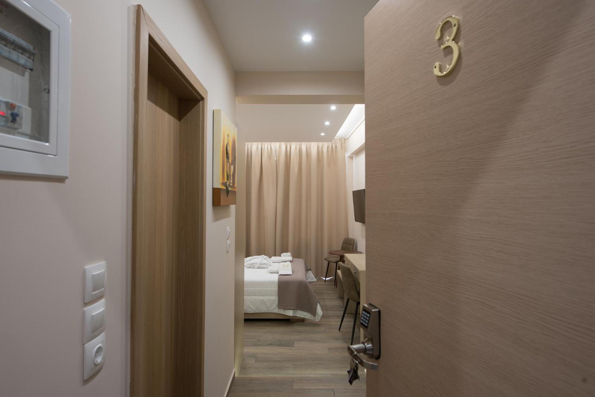 Rob Venture Suites At The Central Of Athens City Exterior foto